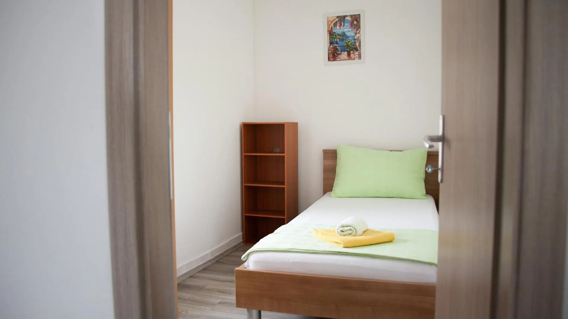 Portside House-Apartments Kastela